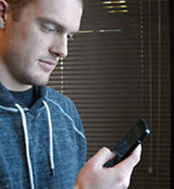 U of G Researchers Team Up with Google in Mobile Computing