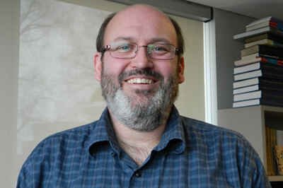 Prof. James Fraser Aims to Help Scottish Studies Program Thrive