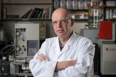 Food Scientist Wins Provincial Agri-Food Innovation Award