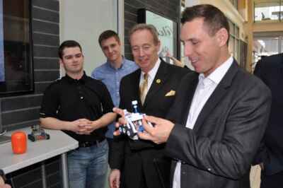 Provincial PC Party Leader Visits U of G
