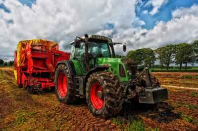 A Moment to Honour Our Dwindling Farm Communities