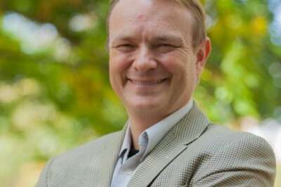U of G Food Security Expert Meets Minister to Discuss Food Policy