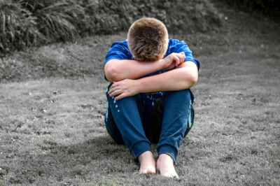 Mothers Push Gender Stereotypes More Than Fathers, Study Reveals
