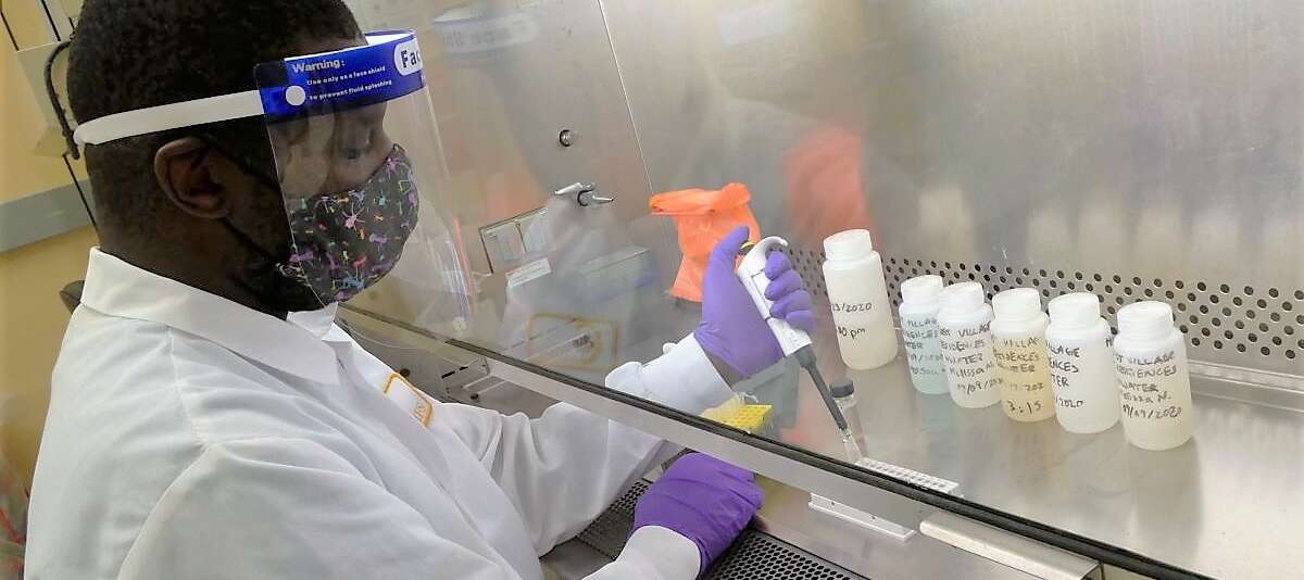 Dr. Lawrence Goodridge in a lab