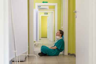 Medical Professionals Are Inspired But Tired, U of G Study Finds