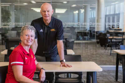Pearson Family Donates to U of G Student-Athlete Mentor Program