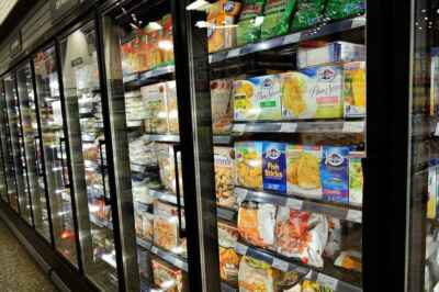 Risk of Contracting COVID-19 from Grocery Store Surfaces Low, U of G Research Finds