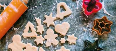 Food Scientist Offers Tips to Avoid Food-Borne Illness This Festive Period